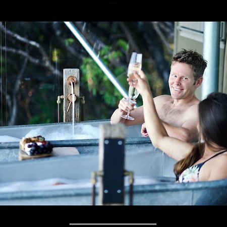 Drift Off Grid Luxury Eco Glamping Hotel Tarakohe Bagian luar foto