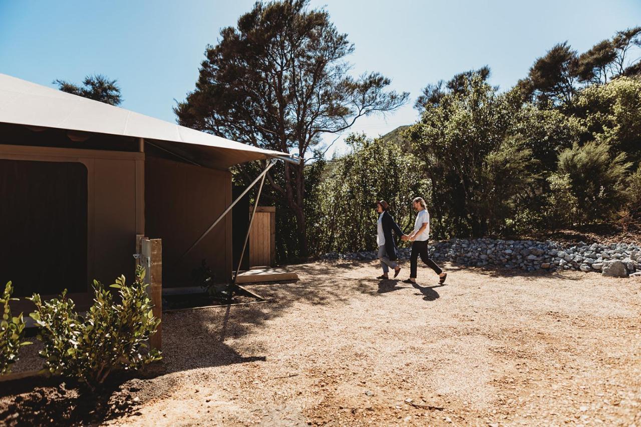 Drift Off Grid Luxury Eco Glamping Hotel Tarakohe Bagian luar foto
