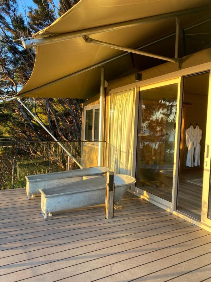 Drift Off Grid Luxury Eco Glamping Hotel Tarakohe Bagian luar foto